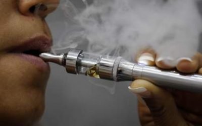 Sanidad alerta del riesgo para la salud por el consumo de cigarros electrónicos y tabaco sin combustión