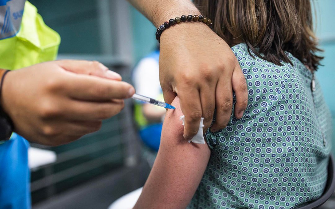 A partir de este jueves Madrid administra primeras y segundas dosis de las vacunas sin cita previa   en 11 puntos.