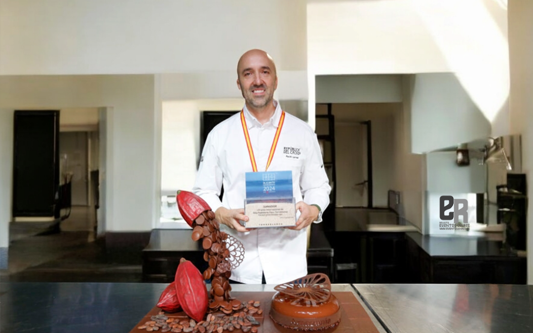 El ecuatoriano Pachi Larrea hace la mejor tarta de chocolate del mundo, según el Premio Internacional de Alta Pastelería