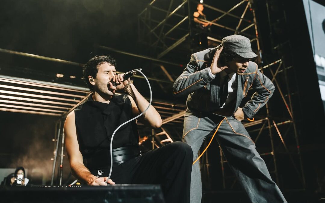 ¡Noche Histórica en Madrid! Sebastián Yatra Enciende el Movistar Arena con su «Entre Tanta Gente Summer Tour»